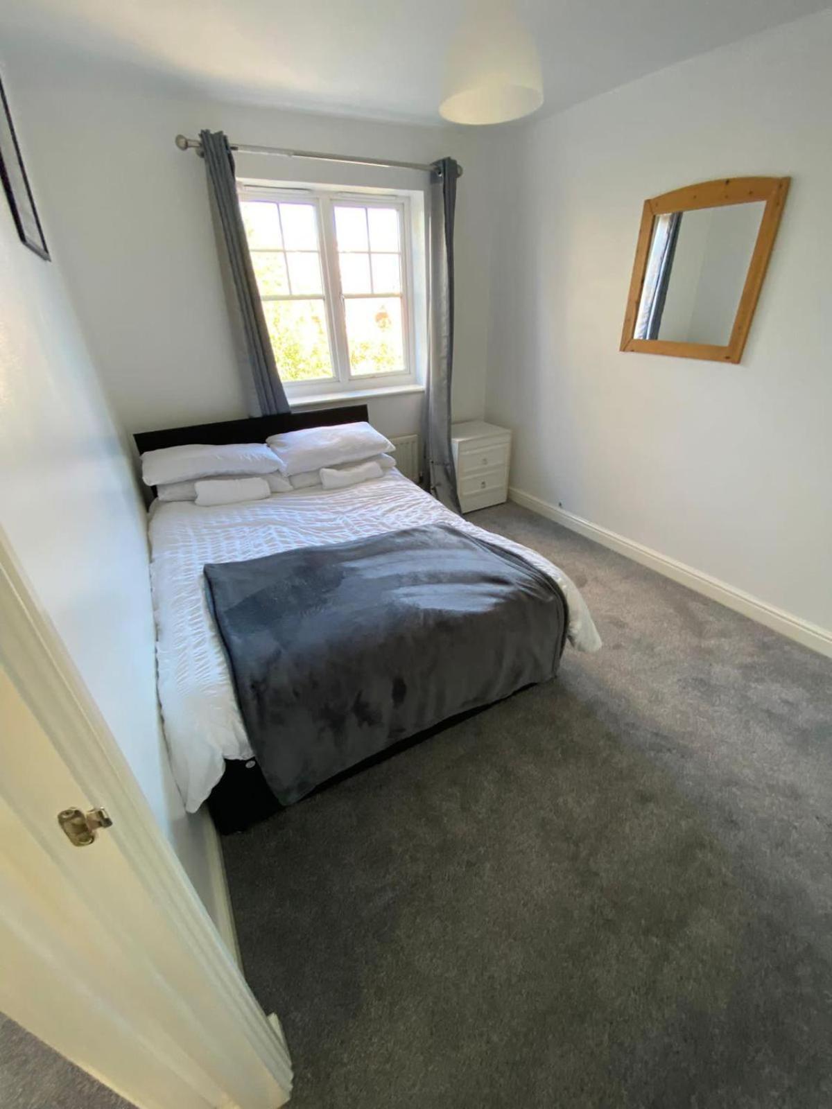 Maidstone Villa 3 Bedroom Free Sports Channels,Parking Sleeps 7 Εξωτερικό φωτογραφία