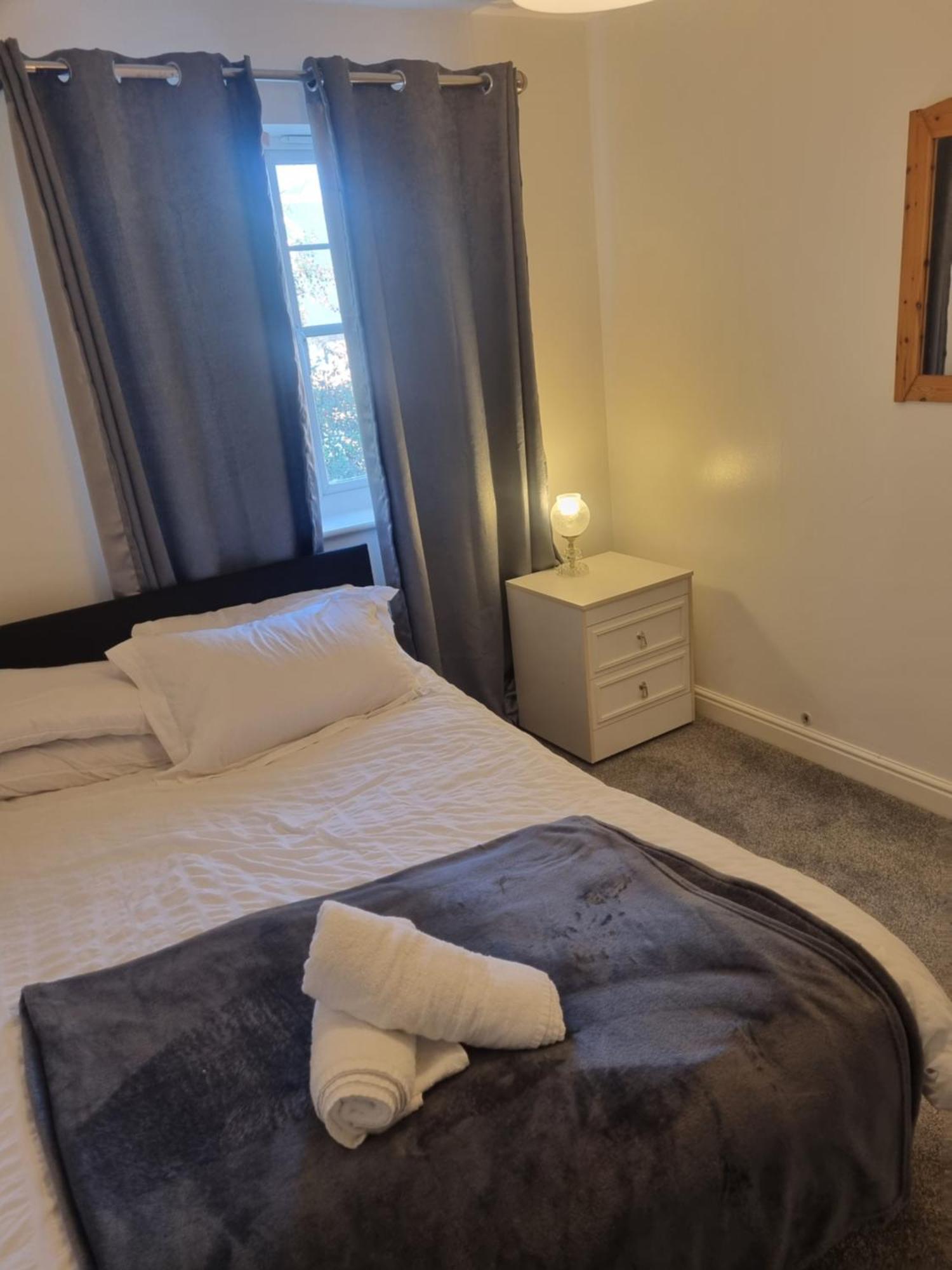 Maidstone Villa 3 Bedroom Free Sports Channels,Parking Sleeps 7 Εξωτερικό φωτογραφία