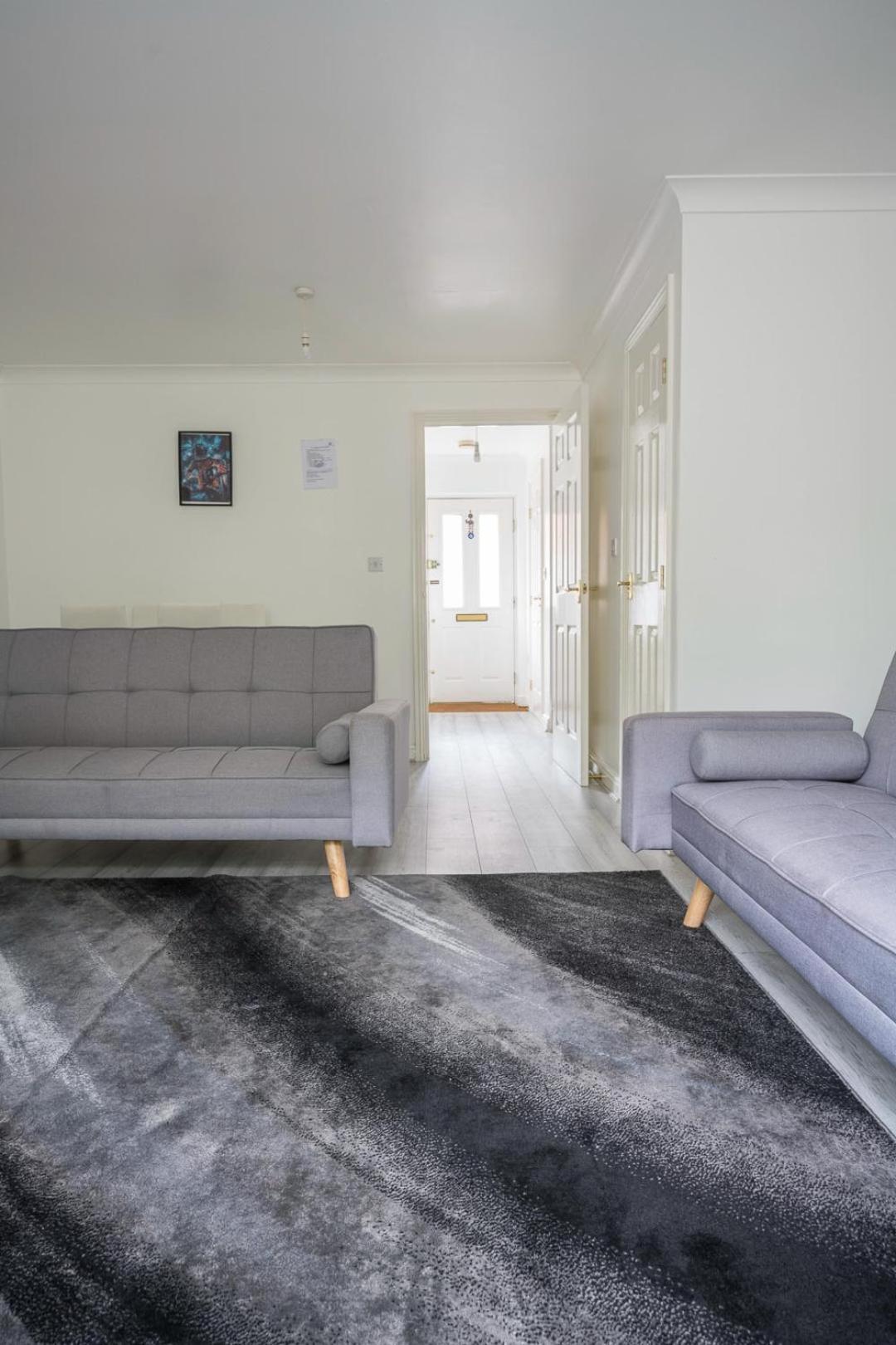 Maidstone Villa 3 Bedroom Free Sports Channels,Parking Sleeps 7 Εξωτερικό φωτογραφία
