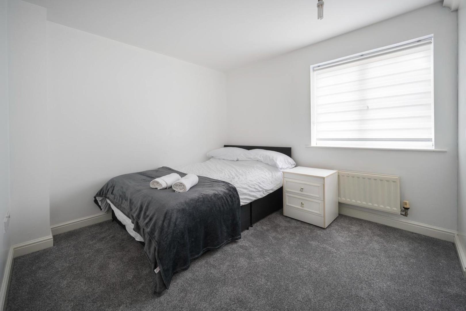 Maidstone Villa 3 Bedroom Free Sports Channels,Parking Sleeps 7 Εξωτερικό φωτογραφία