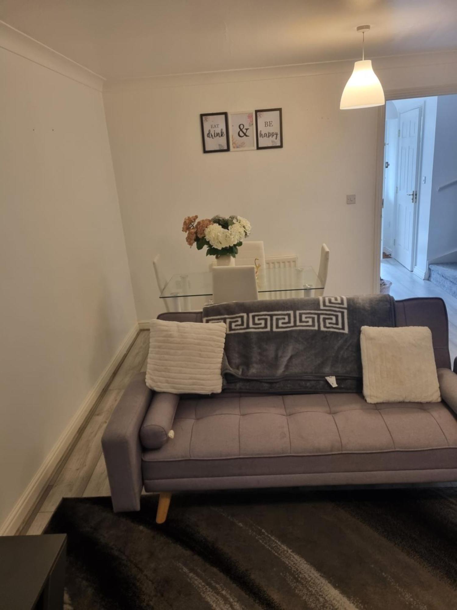Maidstone Villa 3 Bedroom Free Sports Channels,Parking Sleeps 7 Εξωτερικό φωτογραφία